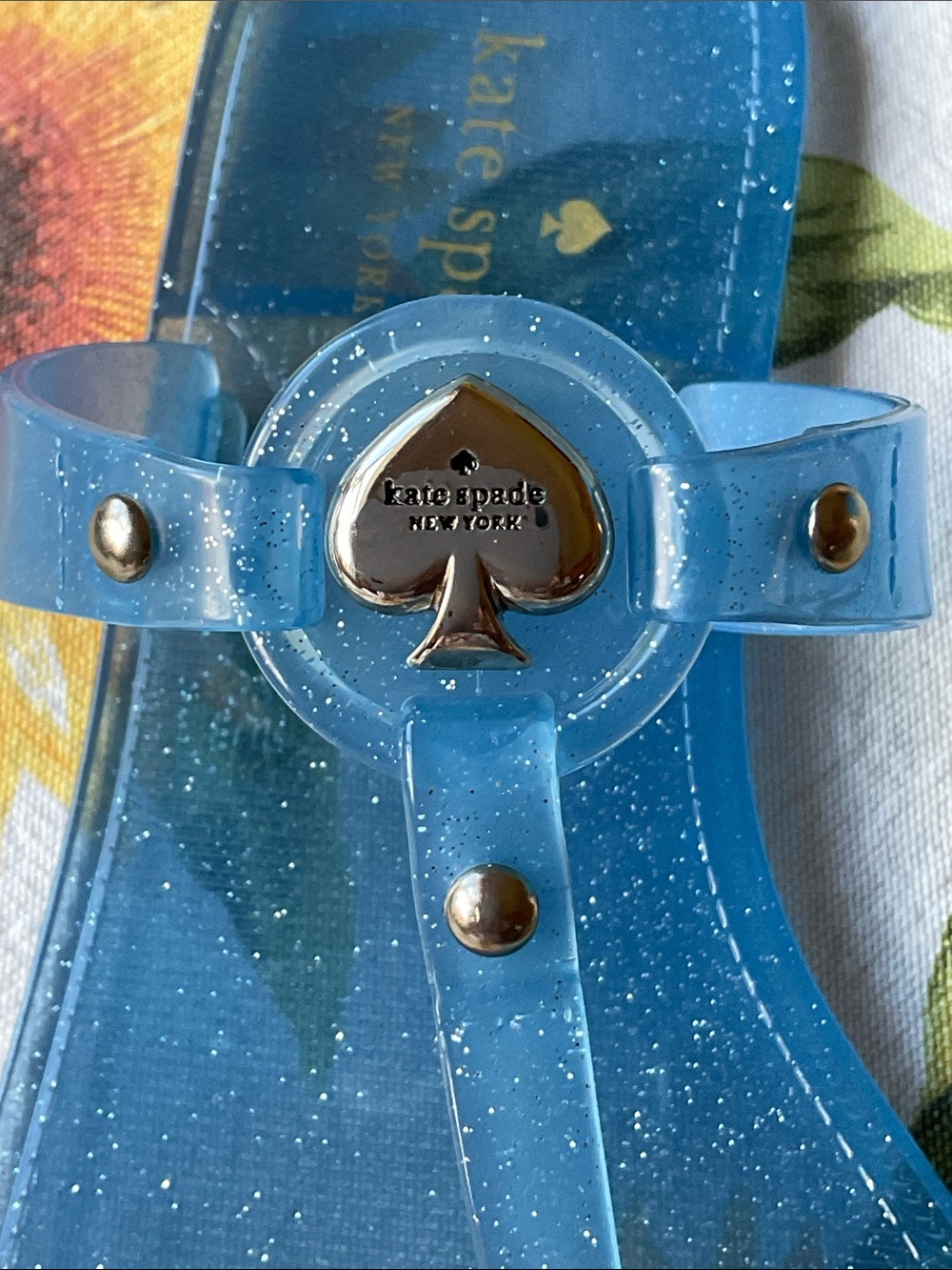 ♠️🩵♠️ KATE SPADE Kendall GLITTER Jelly T-Strap Sandal ♠️🩵♠️ NWT ♠️🩵♠️ - Picture 14 of 16